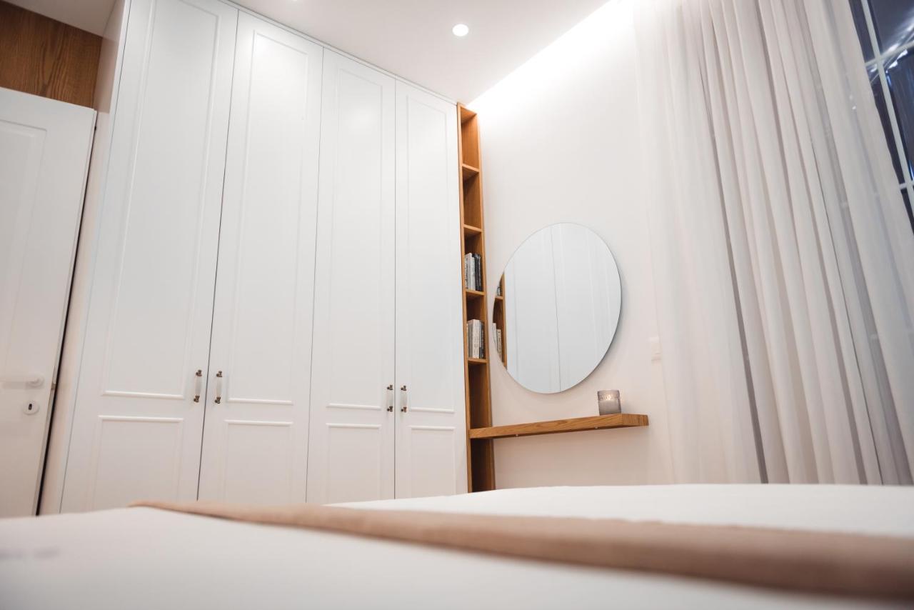 Tam Skanderbeg Square City Center Apartment No4 Tirana Buitenkant foto